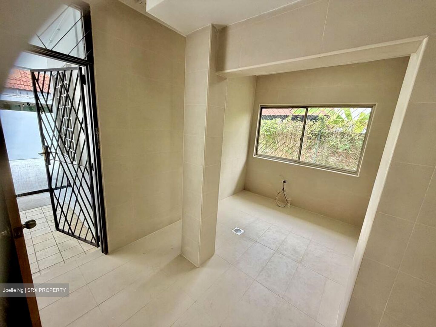 Prince Of Wales Road (D10), Semi-Detached #524943331